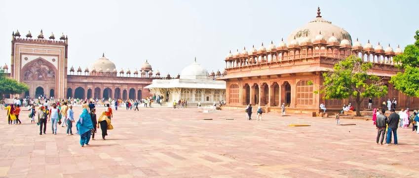 Fatehpur Sikri to Agra Distance: Complete Travel Guide